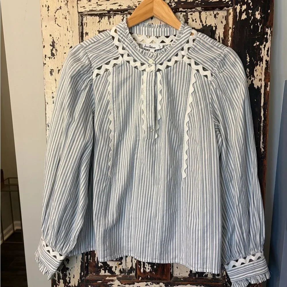 Sam Edelman Blue and White Striped Blouse. NWT. Size L. Dusty Blue Rosswo stripe